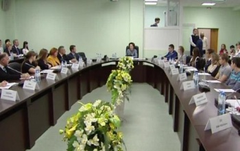 Великий, могучий и объединяющий народы. Губернатор Югры дала старт общественному проекту «Русский язык - ключ к братству»